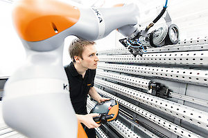 mrk lbr iiwa industrie 4.300x0 is The rise of the collaborative robot.
