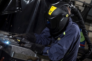 psf torch.300x0 is ESAB redesigns PSF MIG/MAG torches