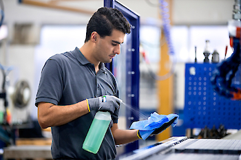 tcc for manufacturing pressimage 1.350x0 is Tork® Site Safety Guide Shares Hygiene and Safety Recommendations for Manufacturers