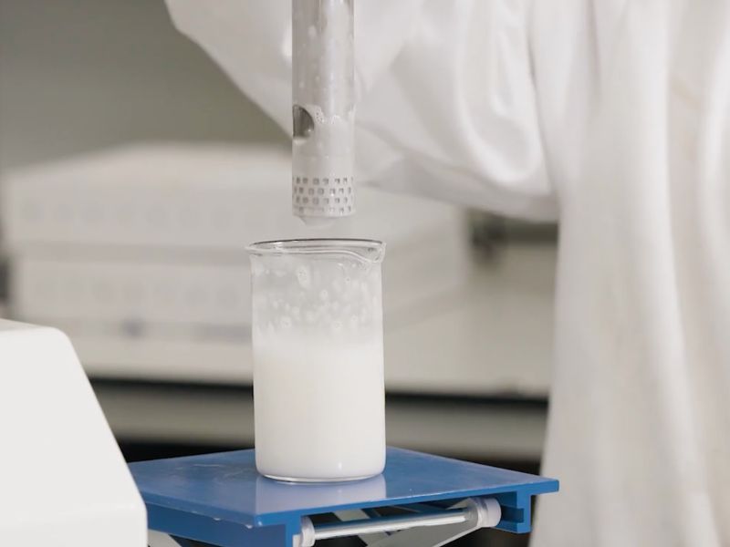 High Shear Mixers v Overhead Stirrers – creating uniform emulsions