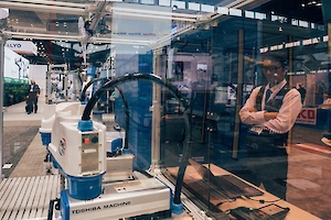tmr378 wef report industrial robots perspective image.300x0 is Humans should embrace, rather than fear, robot co-workers