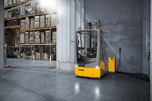 etv216imam44255.300x0 is Law Distribution chooses Jungheinrich to optimise new warehouse space