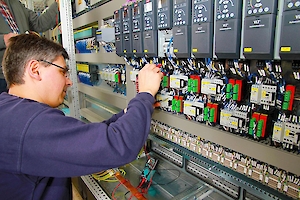 control cabinet 300 dpi small.300x0 is Reclaiming manufacturing “real estate”