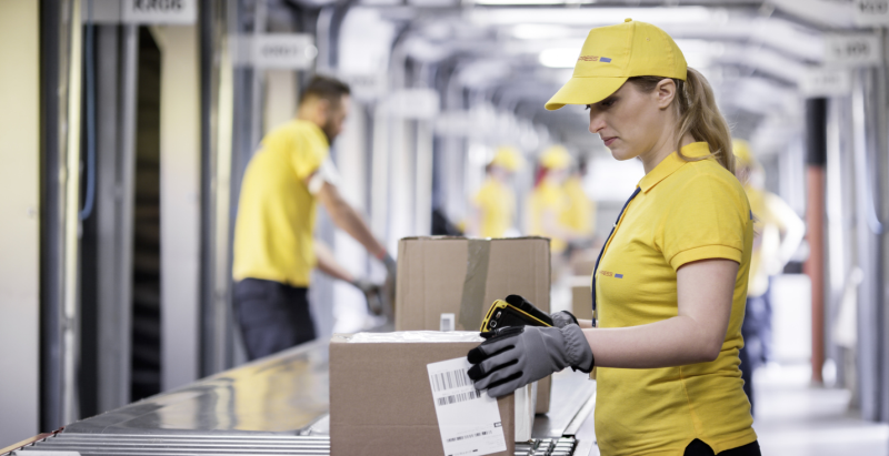 renovotec android campaign warehouse image Renovotec launches ‘Switch to Android’ campaign: cuts Android mobile prices by 25%; launches specialist helpdesk