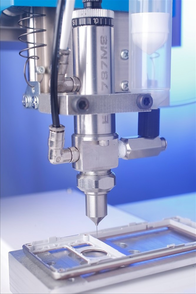 efd 787ms 787MS-SS valve for spraying fluids produces patterns as small as 3.3 mm (0.130") with high precision and no fluid waste