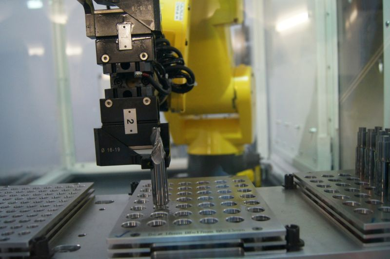 sgs4 SGS Carbide Tools invests in UK manufacturing