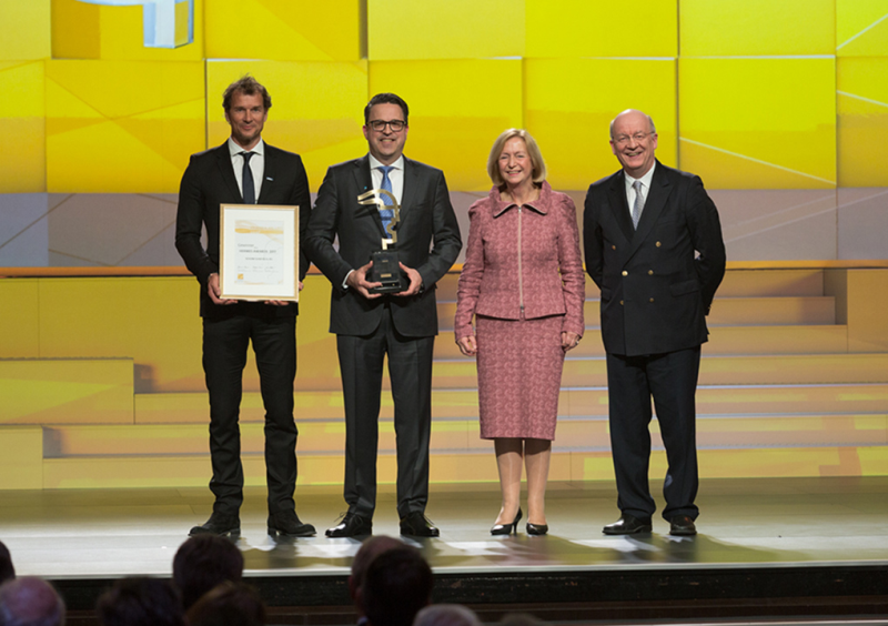 schunk wins prestigious hermes award SCHUNK wins the Hermes Award 2017