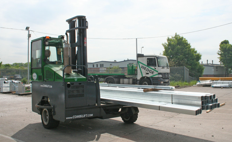 jun12combilift Combilift gives galvanizers a lift