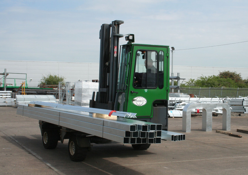 jun12combilift2 Combilift gives galvanizers a lift