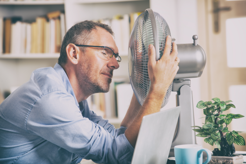 2 Staff comfort and productivity when temperatures rise. How to optimise conditions in your building so safety, comfort and quality are at 100%