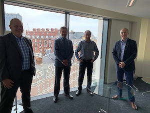 compcare signing 1.300x0 is Rubix strengthens its UK reliability services offer with CompCare