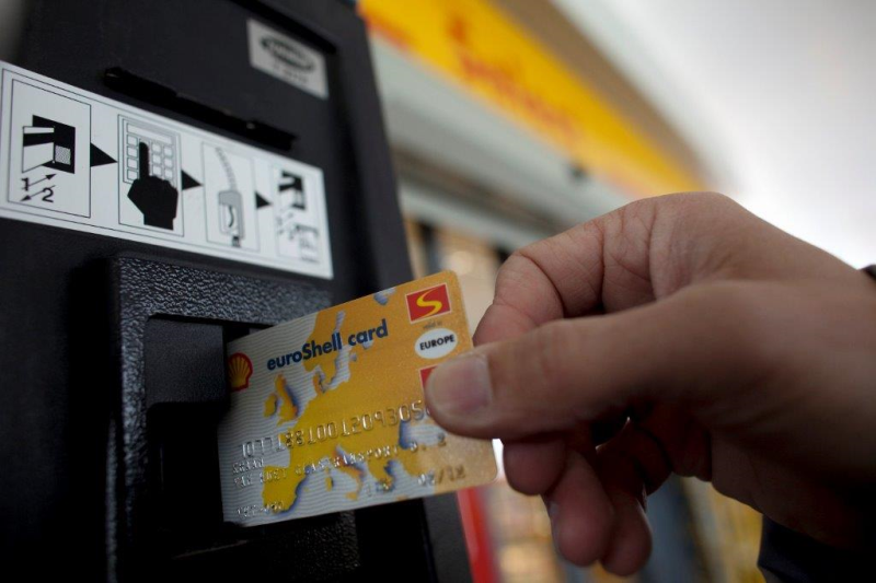 shell tomtom telematics 2 TomTom Telematics and Shell join forces to help fleets cut fuel costs and carbon emissions