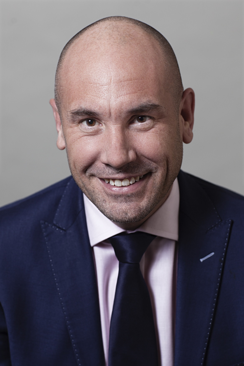 simon marsh managing director visiontrack VisionTrack Launches Next Generation 3G Vehicle Cameras for Fleets