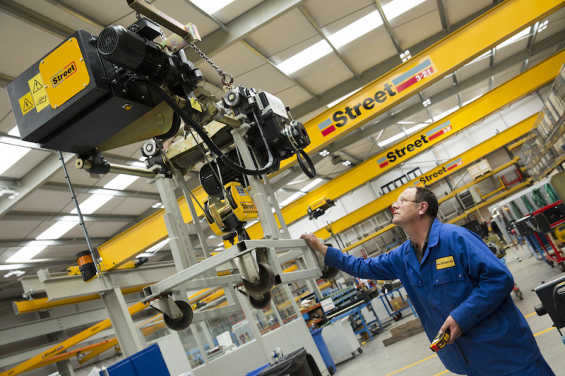 mhl street crane record orders 2 Record orders for Street Crane