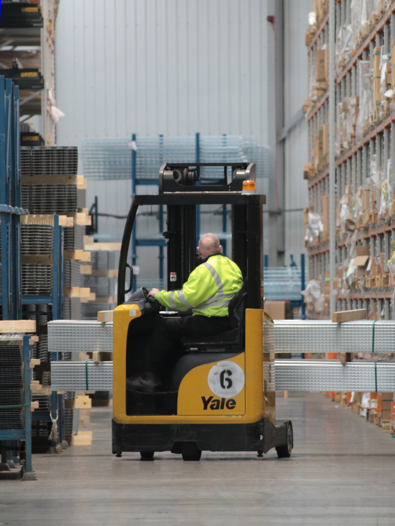 unistrut 4 Hiring the right forklift truck for the job