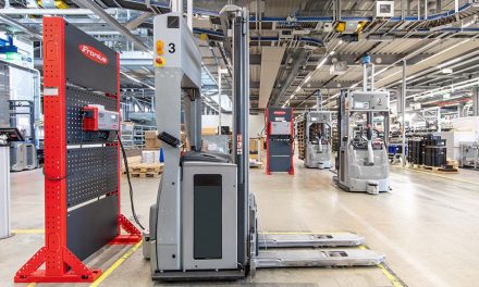 Fronius Perfect Charging supports AGV manufacturers with tailored charging solutions
