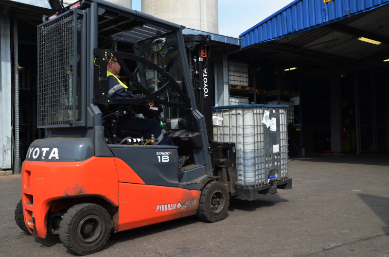 new antistatic rules for lift trucks handling flammable waste New antistatic rules for lift trucks handling flammable waste