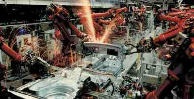 mhljul11stanley Stairclimber helps move gas cylinders up steps