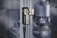 1 Schmersal presents smallest electronic solenoid interlock in the world