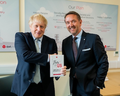 boris johnson and dwain mcdonald middleton depot nov 19 3.400x0 is DPD UK welcomes Prime Minister to state-of-the-art distribution centre