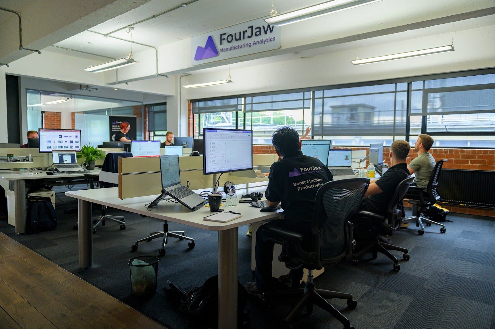 Demand for data and efficiency drive FourJaw growth in challenging manufacturing climate