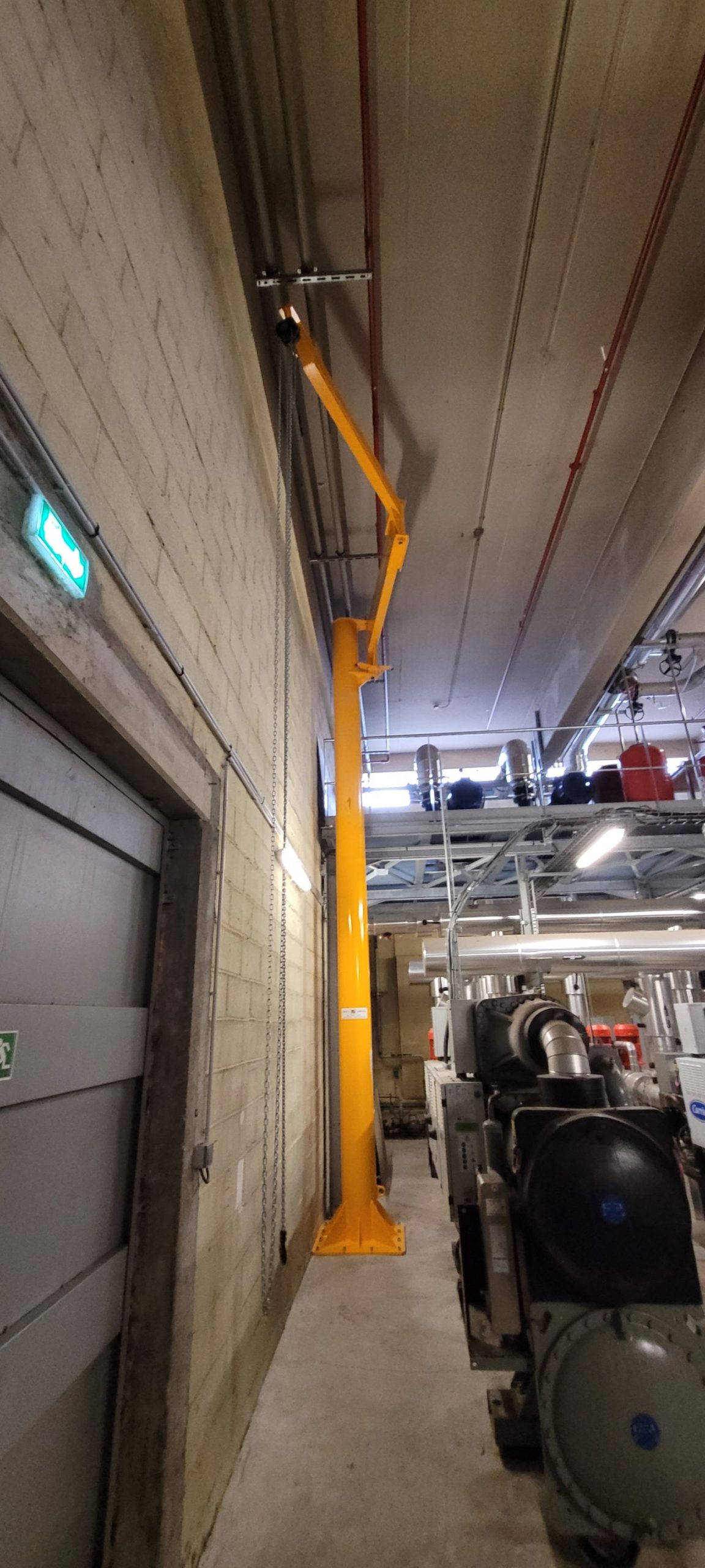 Manut Services delivers a materials handling solution for a confined work area