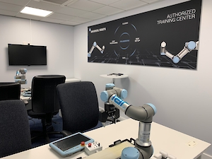 rod550 raruk ur certified training centre 3.300x0 is Dedicated Universal Robots training centre - A UK 'first'