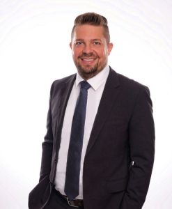 Andreas Gund Area Sales Manager case packer Syntegon One to pack them all