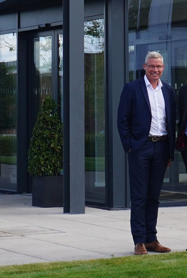 iconsys strengthens sales team with two senior appointments