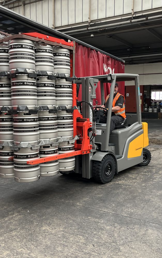 B&B Attachments strengthens 20-year partnership with Camerons Brewery through latest keg clamp supply