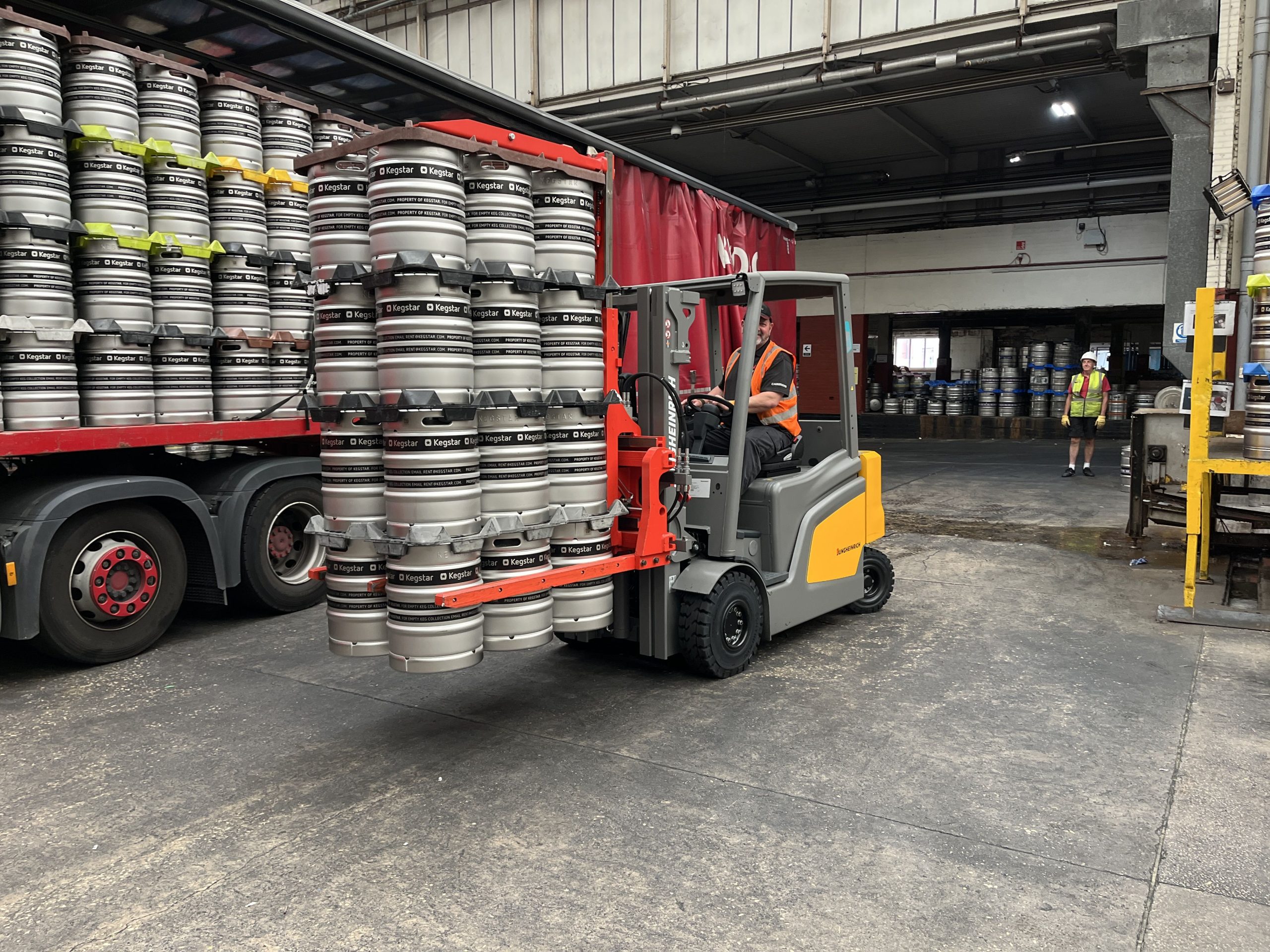 B&B Attachments strengthens 20-year partnership with Camerons Brewery through latest keg clamp supply