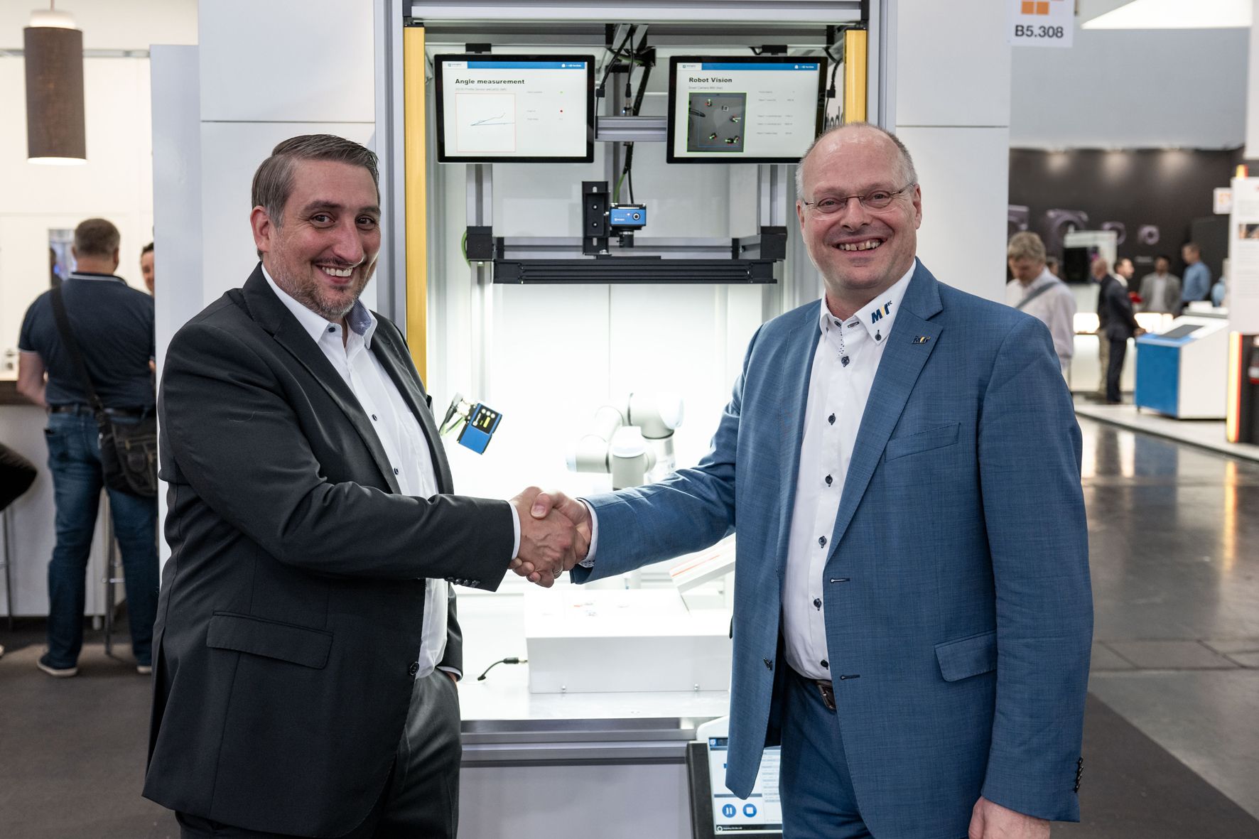 wenglor and MVTec deepen strategic partnership to strengthen machine vision industry