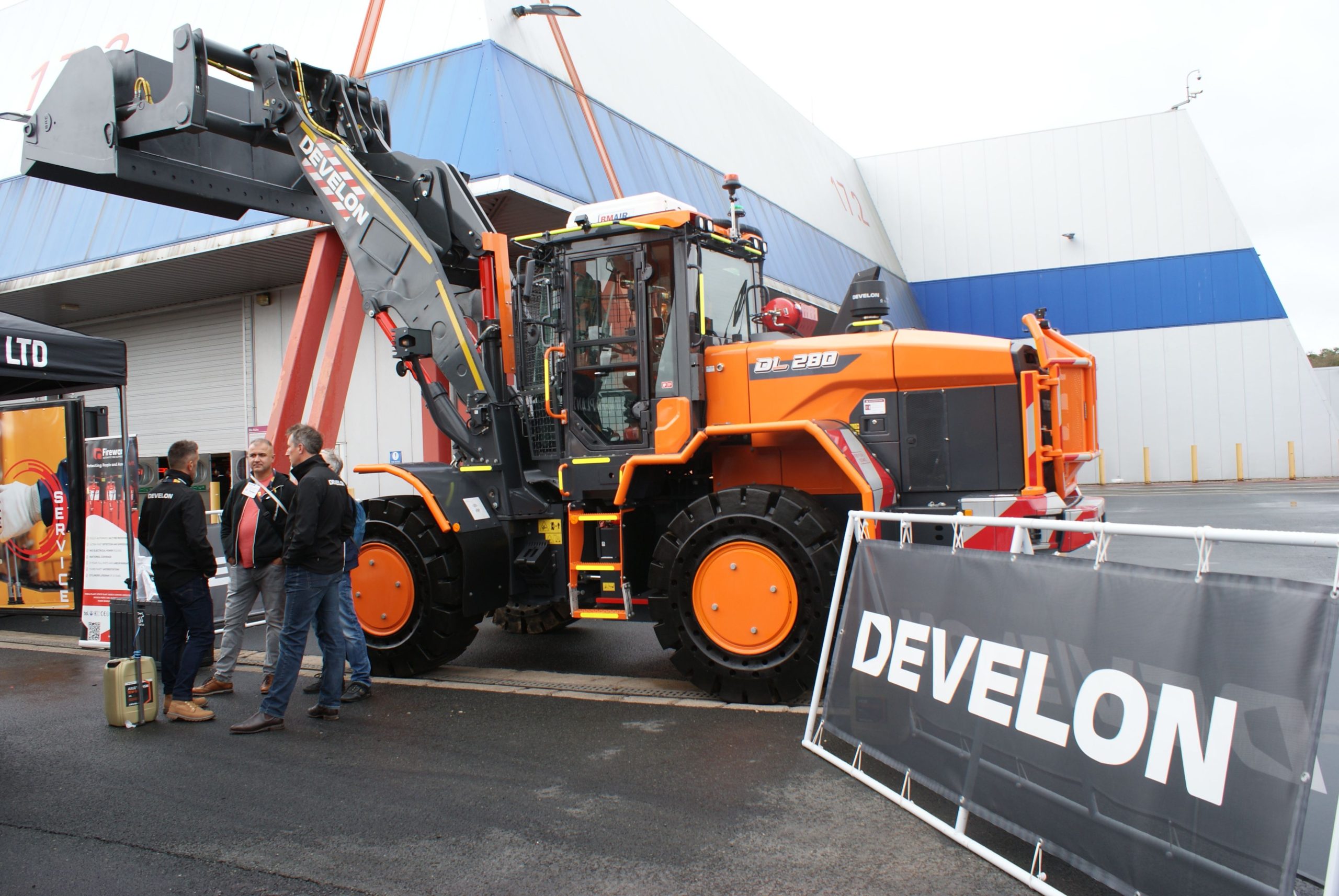 Pioneer Plant Shows New Develon Products at RWM