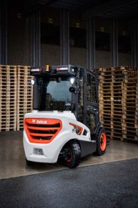 Doos1415 New: Bobcat forklifts and warehouse equipment