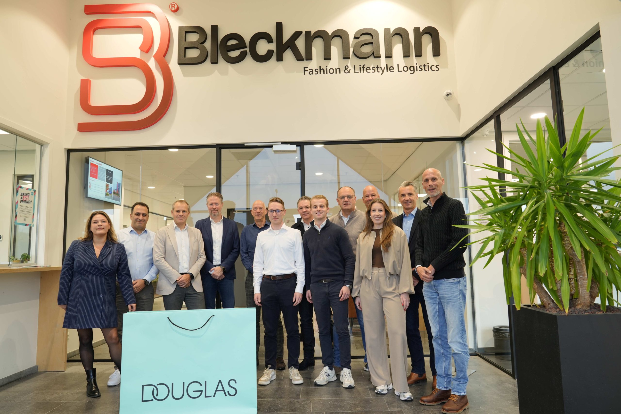 DOUGLAS extends partnership with Bleckmann and scales up automation