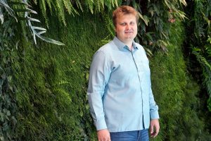 Fronius PC PI TagID guided charging 03 TagID guided charging simplifies everyday charging of electric forklift trucks