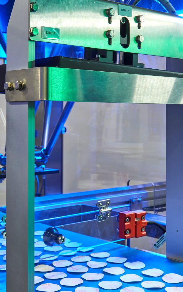 Tekpak’s intelligent inspection/packaging system triples output for transdermal patch manufacturer