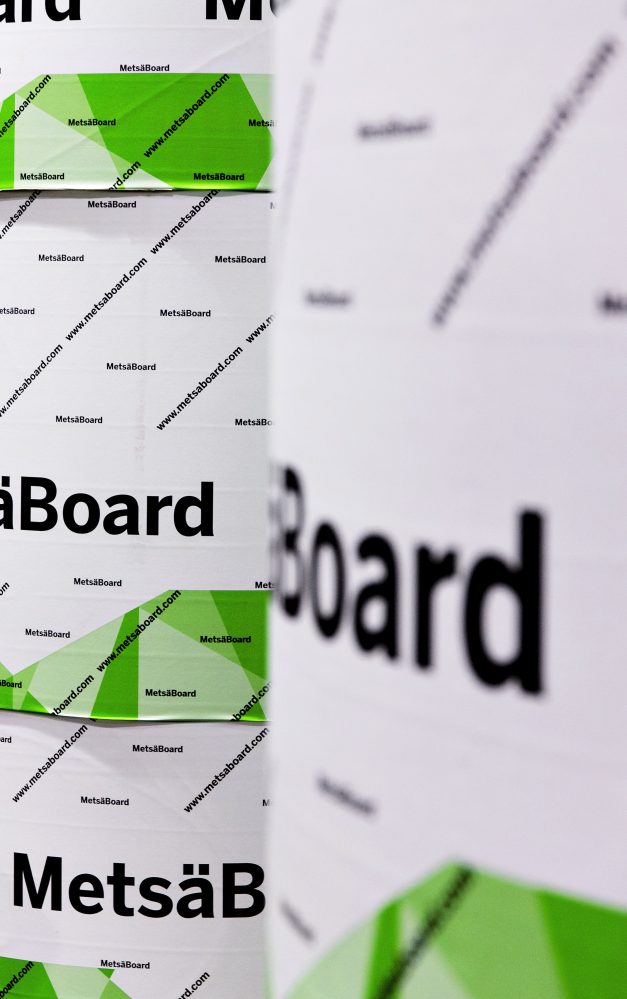 Metsä Board introduces QR code with recycling information for all its delivery packaging materials