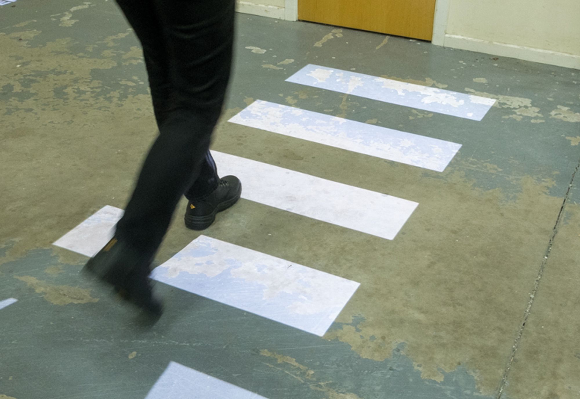 Projected Image illuminates ‘more sustainable’ safety signage for warehousing and manufacturing facilities