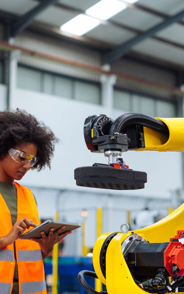 Projected signage is ‘the reliable option’ for warehouses using robotics