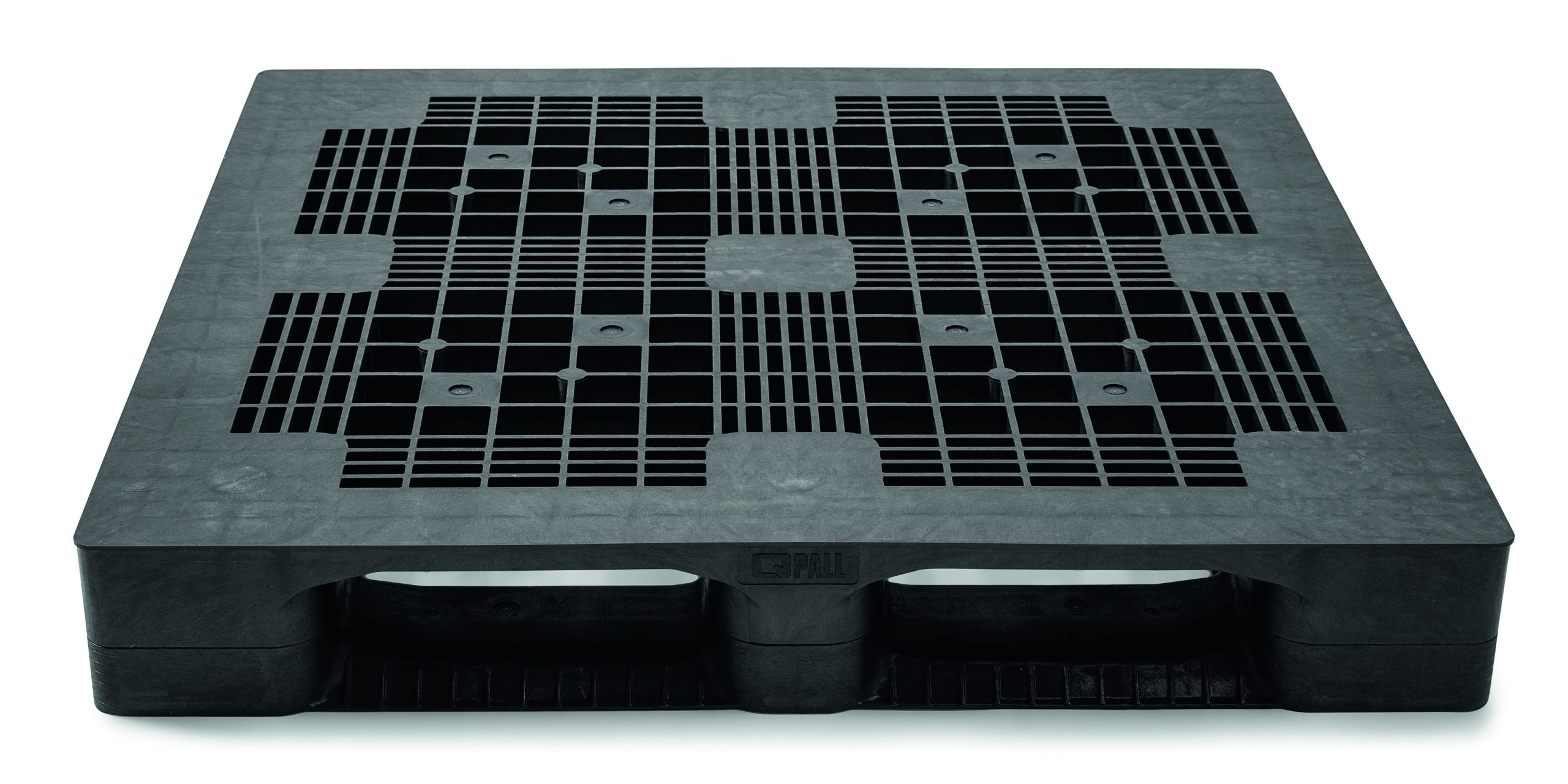 goplasticpallets.com and Qpall team-up to launch new heavy duty pallet in the UK