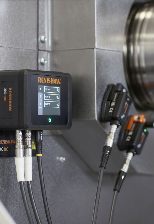 Renishaw launches its new XC100 environmental compensator for precision calibration