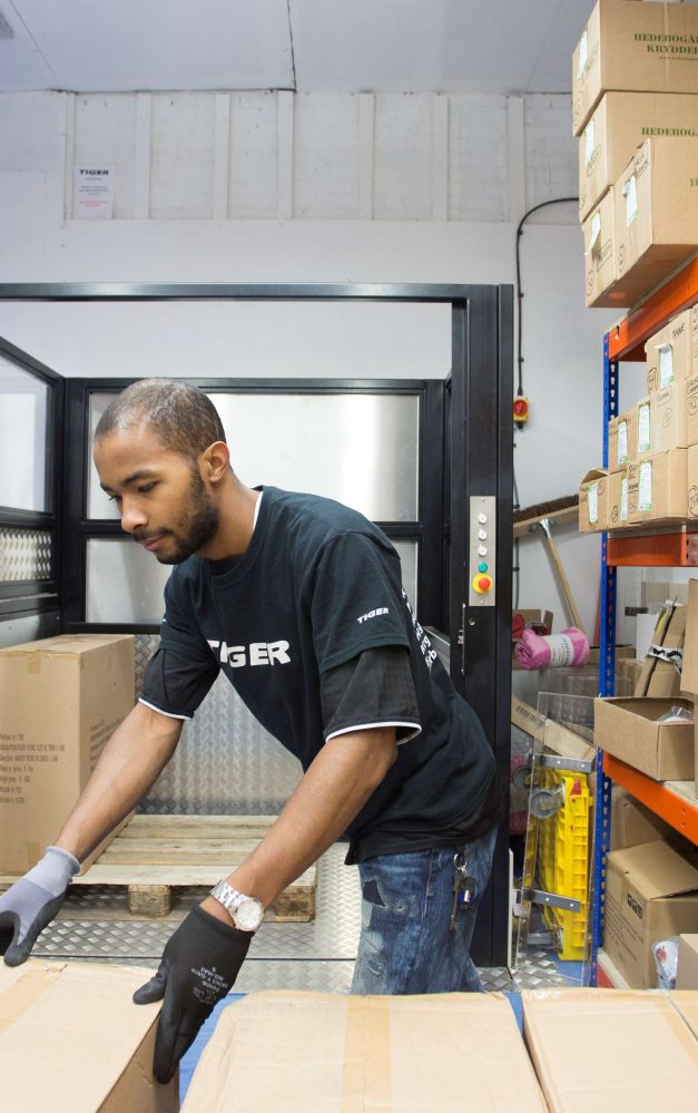 Stannah Lifts calls for renewed action to reduce rising manual handling injuries