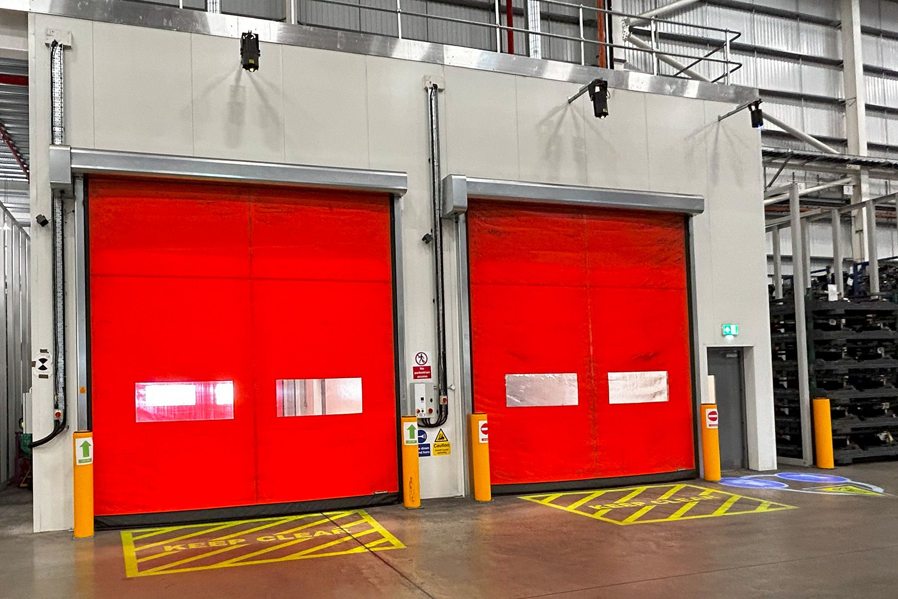 UK automotive manufacturers fitting projected signage to improve safety, say Projected Image