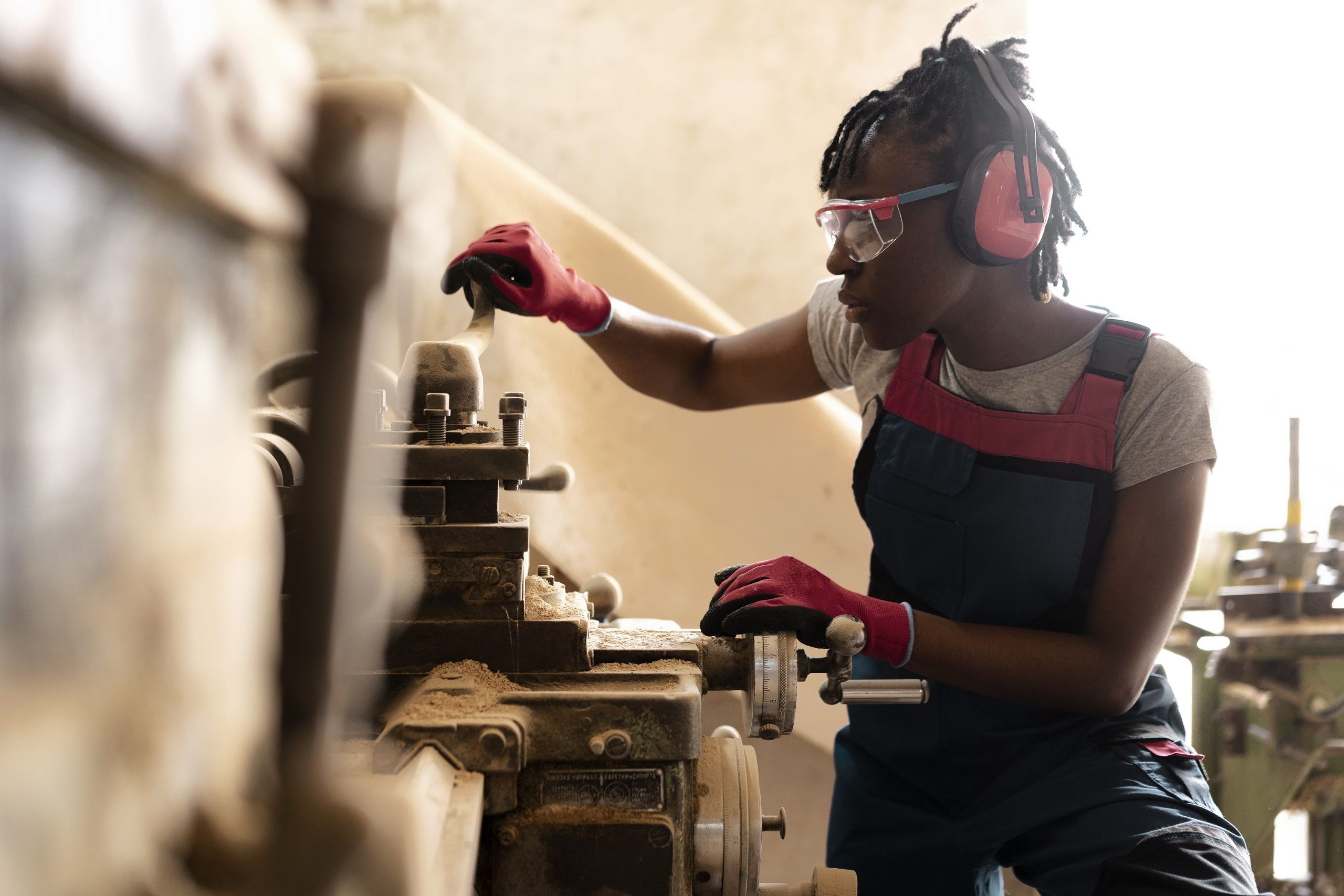 Industry expert urges “systemic change” to level gender playing field