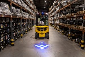 Yale Dynamic Pedestrian Awareness Light New add-ons for electric Yale® Lift Trucks to help optimise warehouse safety and efficiency