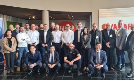 Yamaha studies opportunities for industrial robots at FA Section distributor meeting