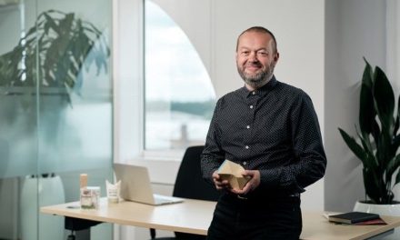 Packaging expert debunks disposable cup myths, as only 1 in 400 are actually recycled 