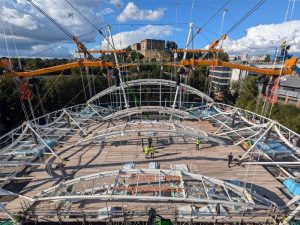 haw14 c 72dpi Hoist & Winch performance reaches new heights in roof replacement project