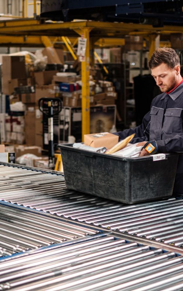 ProGlove and topsystem partner to deliver ultimate hands-free picking solution